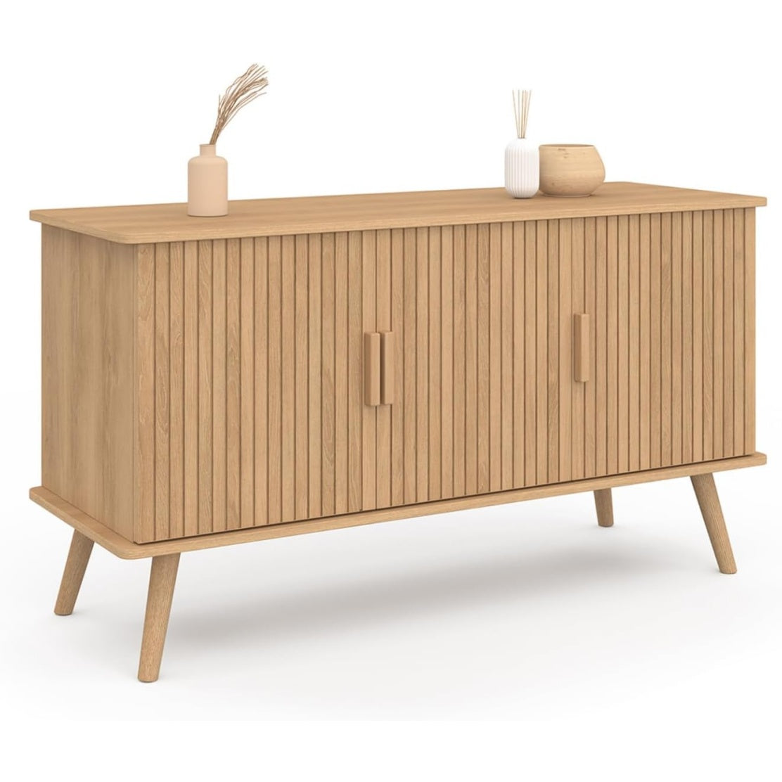 Buffet chene 110 cm avec trois portes a facade tasseaux, meuble de rangement elegant pour interieur contemporain